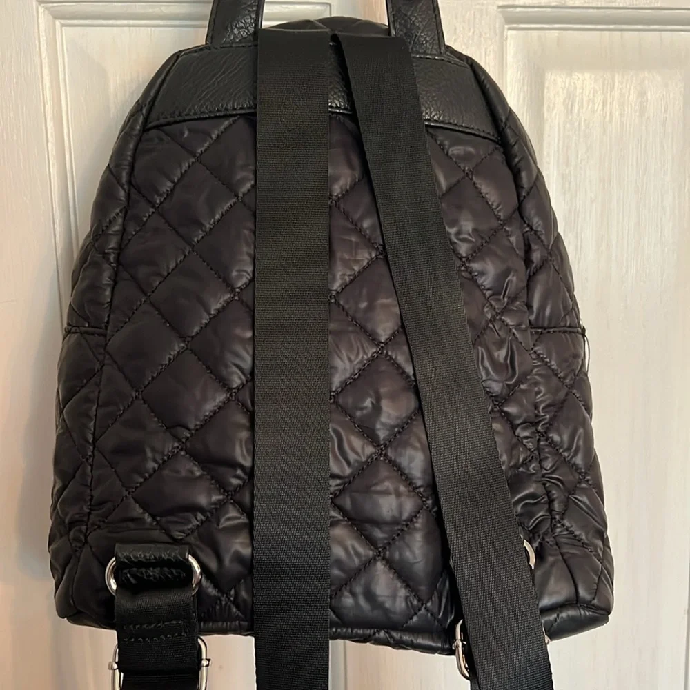 Kenneth Cole Reaction quilted mine backpack EUC - Picture 7 of 14